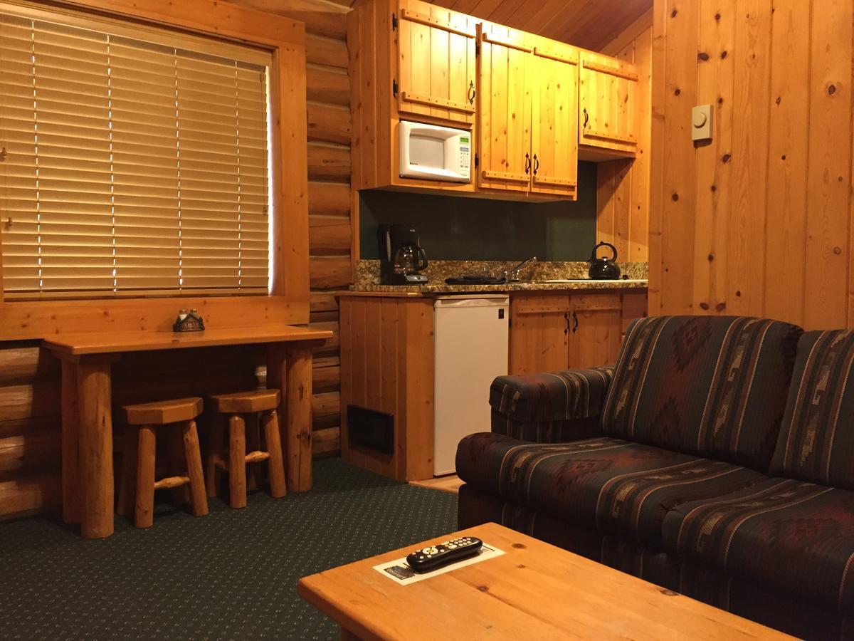 Somers Bay Log Cabin Lodging Otel Dış mekan fotoğraf